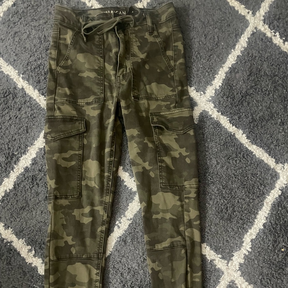 American Eagle Cargo Pants